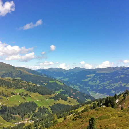 Holaus By Interhome Lejlighed Mayrhofen